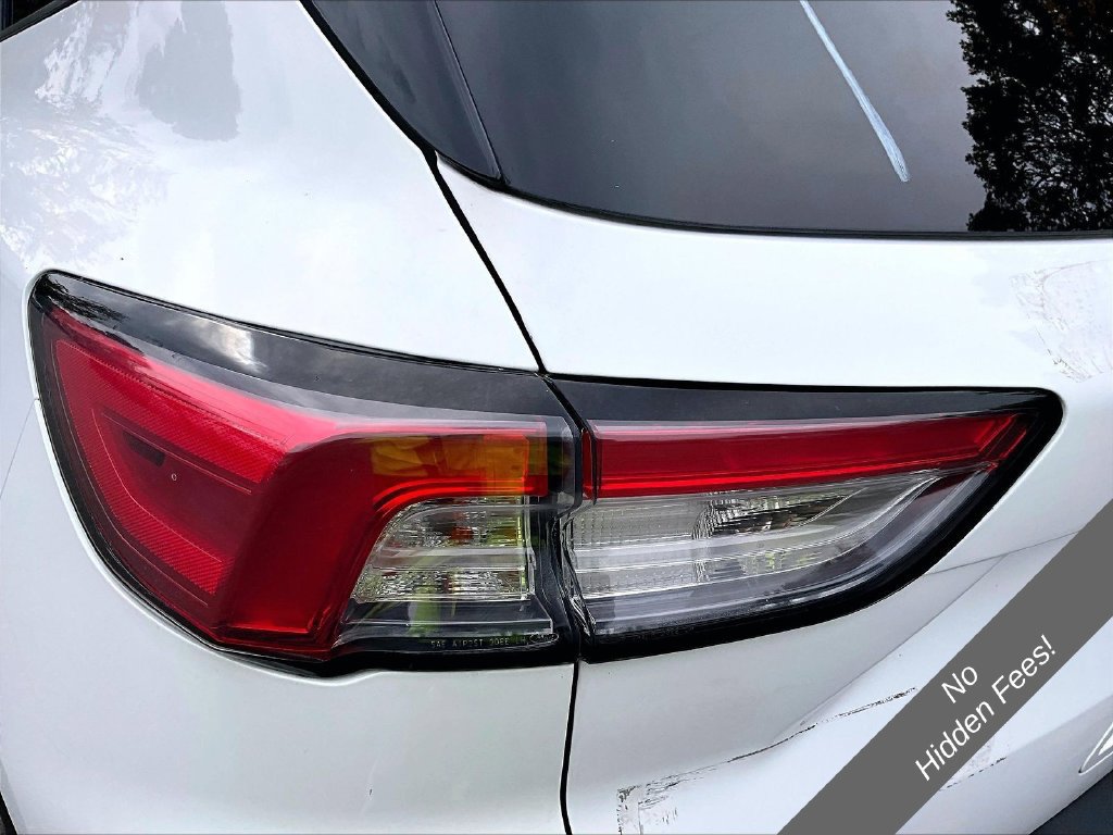 Used 2020 Ford Escape SE FWD image 20