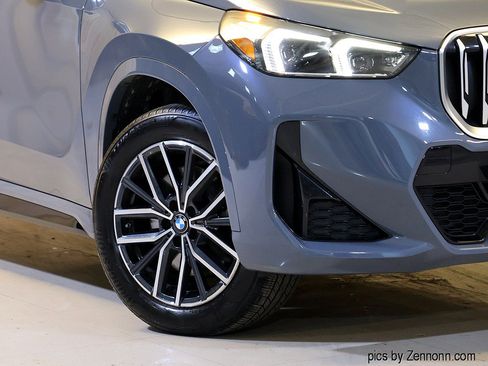 Certified 2023 BMW X1 xDrive28i w/ Premium Package AWD/4WD image 3