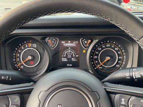 New 2026 Jeep Gladiator Sport image 25