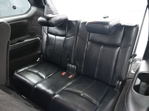 Used 2019 Nissan Pathfinder SL image 15