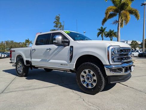 Used 2025 Ford F250 Lariat w/ Lariat Ultimate Package image 2