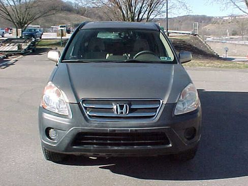 Used 2005 Honda CR-V EX image 3