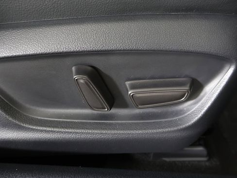 Used 2024 Toyota Camry XSE w/ Navigation Package image 37