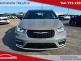 New 2025 Chrysler Pacifica Select image 2