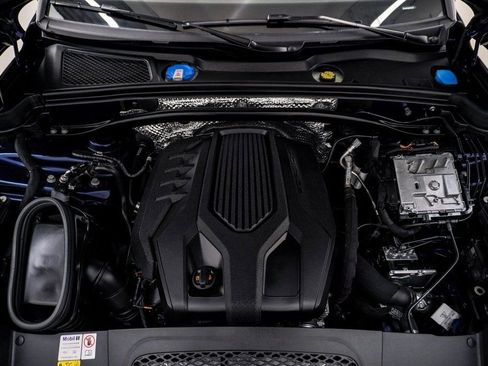 Used 2023 Porsche Macan image 28