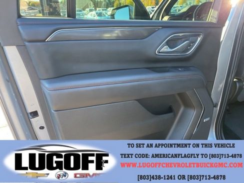 Used 2022 Chevrolet Suburban RST w/ Luxury Package image 11