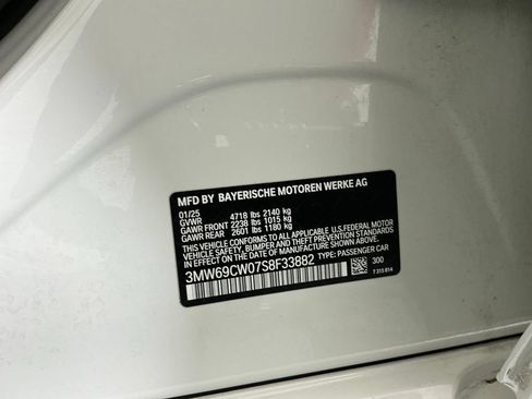 Certified 2025 BMW 330i Sedan w/ Premium Package RWD image 33