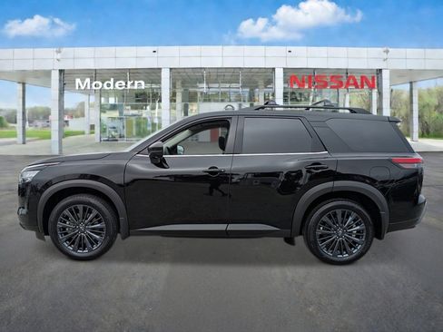 New 2026 Nissan Pathfinder SL FWD image 2