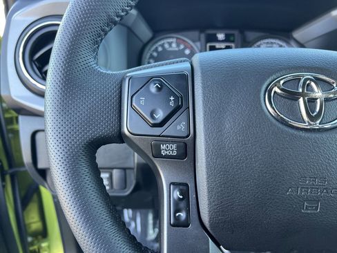 Used 2022 Toyota Tacoma TRD Pro image 19