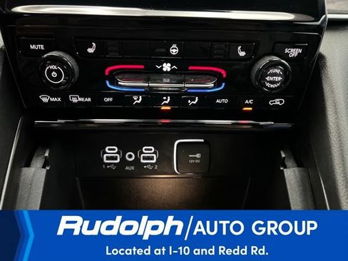 Used 2025 Jeep Grand Cherokee L Limited AWD/4WD image 27
