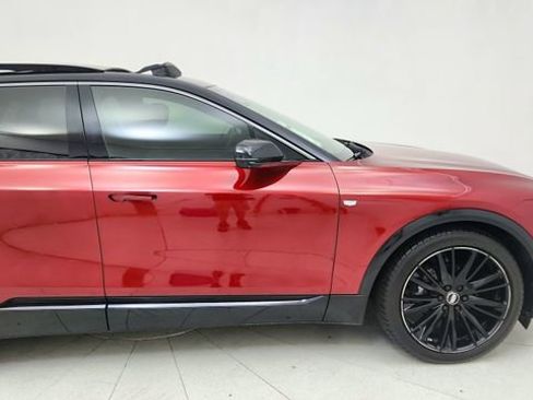 Used 2024 Cadillac Lyriq Sport image 8