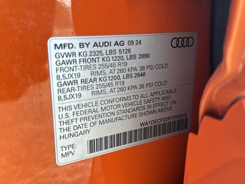 Used 2024 Audi Q3 2.0T Premium w/ Convenience Package AWD/4WD image 31