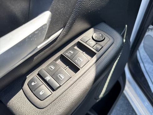 Used 2023 RAM 1500 Big Horn AWD/4WD image 11