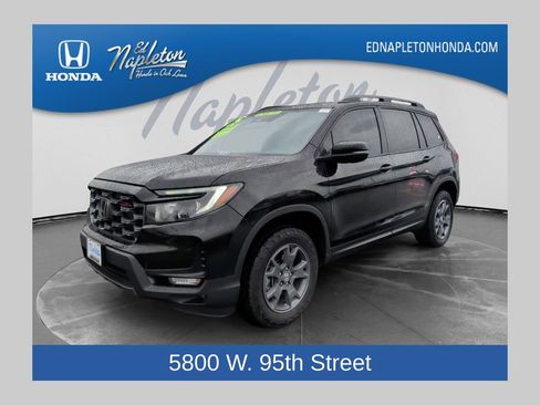 Used 2025 Honda Passport TrailSport image 1