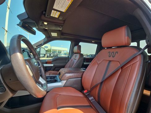 Used 2022 Ford F250 King Ranch w/ King Ranch Ultimate Package AWD/4WD image 17