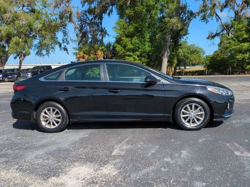 Used 2019 Hyundai Sonata SE w/ Winter Weather Package FWD image 4
