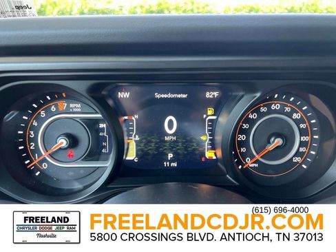 New 2025 Jeep Gladiator Mojave w/ Convenience Group image 10