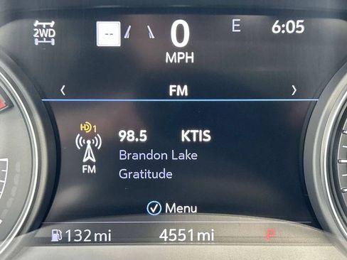 Used 2024 Cadillac XT5 Premium Luxury w/ Technology Package AWD/4WD image 14
