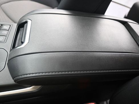 Certified 2023 Toyota Highlander LE image 37