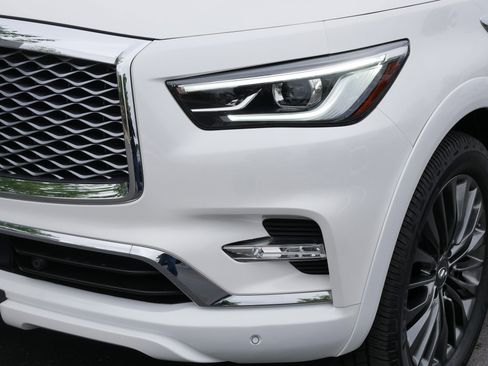 Certified 2022 INFINITI QX80 Sensory w/ Cargo Package AWD/4WD image 16