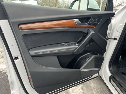 Used 2022 Audi Q5 2.0T Premium Plus w/ Premium Plus Package image 11