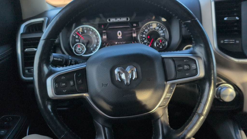 Used 2020 RAM 1500 Laramie AWD/4WD image 12