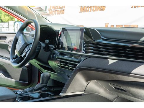 Used 2025 Toyota Camry LE FWD image 33