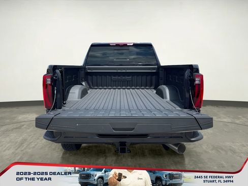 New 2025 GMC Sierra 2500 Denali w/ Denali Reserve Package image 8