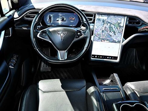 Used 2016 Tesla Model X 90D AWD/4WD image 15