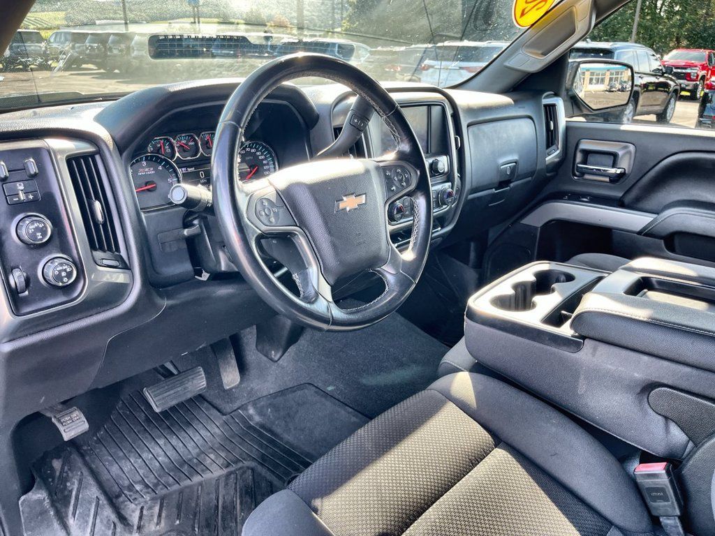 Used 2019 Chevrolet Silverado 1500 LT w/ All Star Edition AWD/4WD image 10