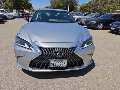 Used 2024 Lexus ES 300h w/ Premium Package FWD image 8