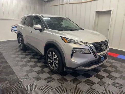 Used 2023 Nissan Rogue SV AWD/4WD image 2