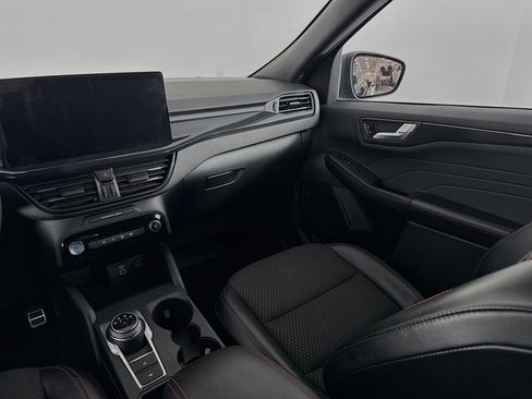 Used 2023 Ford Escape ST-Line w/ Tech Pack #1 image 24