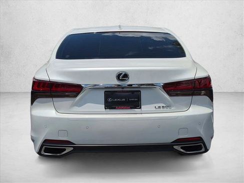 Certified 2023 Lexus LS 500 w/ Accessory Package (Z2) RWD image 7