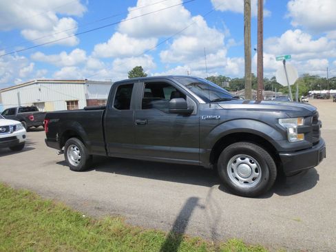 Used 2017 Ford F150 XL w/ XL Power Equipment Group image 2