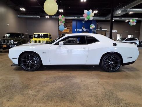 Used 2023 Dodge Challenger R/T w/ Blacktop Package image 5