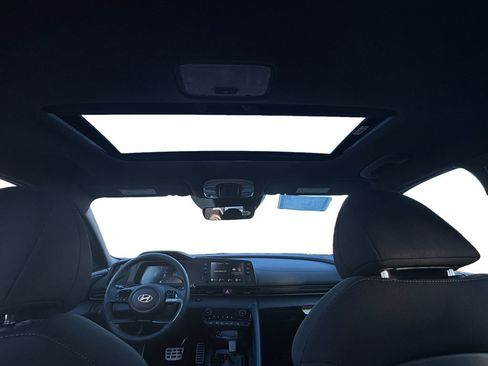 New 2026 Hyundai Elantra SEL Sport FWD image 24