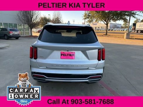 Used 2022 Kia Sorento SX image 11