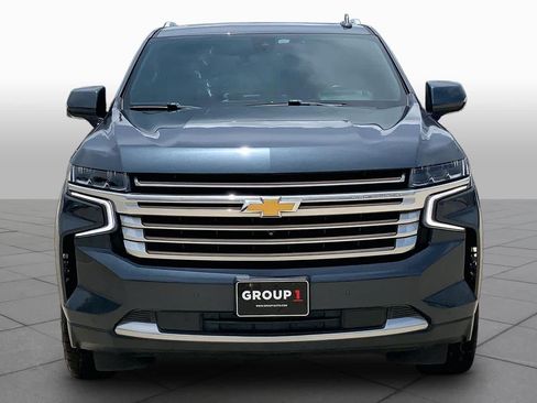 Used 2021 Chevrolet Tahoe High Country w/ Premium Package RWD image 4