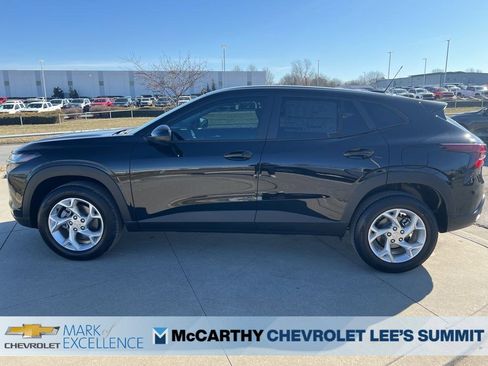 New 2026 Chevrolet Trax LS w/ LS Convenience Package image 5