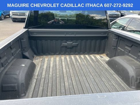 Used 2019 Chevrolet Silverado 1500 LT w/ All-Star Edition AWD/4WD image 5