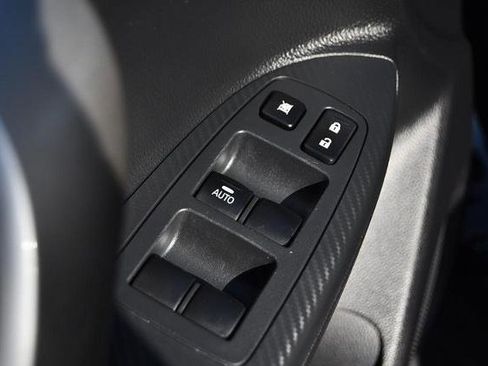 Used 2024 Mitsubishi Eclipse Cross SE image 10