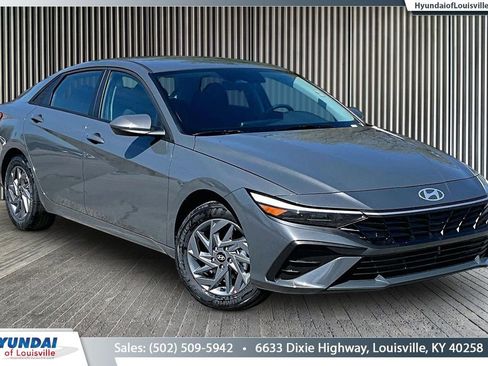 New 2026 Hyundai Elantra Hybrid FWD image 1