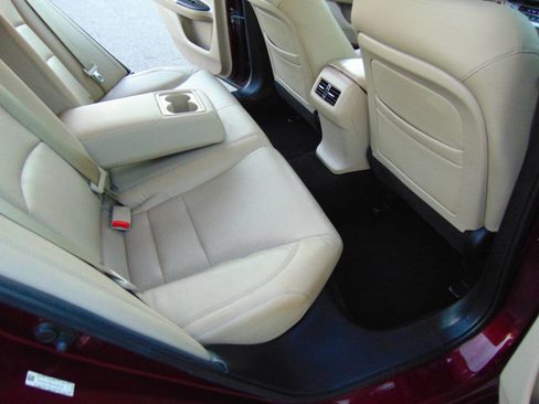 Used 2013 Honda Accord Touring image 15