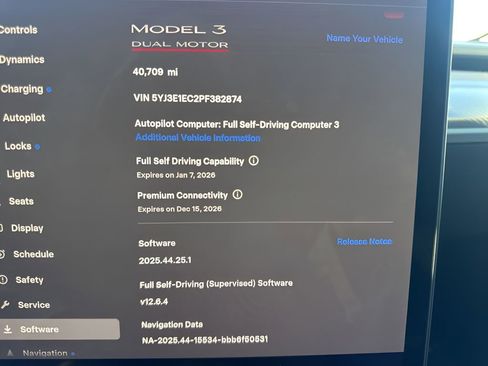 Used 2023 Tesla Model 3 Performance image 24