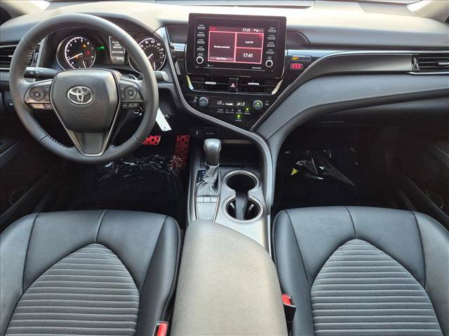Used 2024 Toyota Camry SE FWD image 16