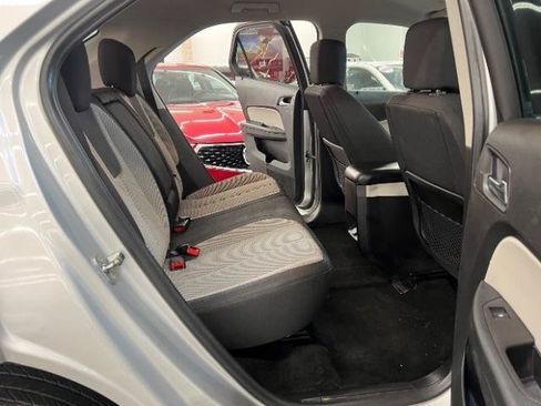 Used 2017 Chevrolet Equinox LT w/ Convenience Package FWD image 23
