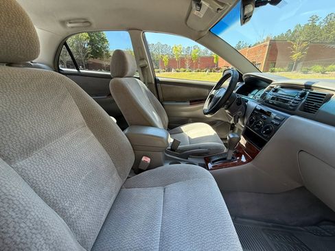 Used 2004 Toyota Corolla S FWD image 15