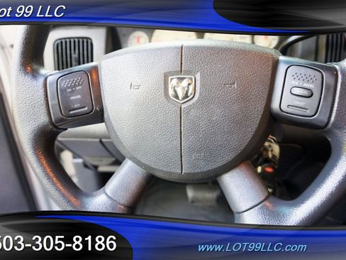 Used 2004 Dodge Ram 2500 Truck SLT image 23