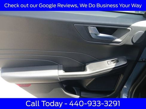 Used 2023 Ford Escape ST-Line Select w/ Tech Pack #2 AWD/4WD image 31